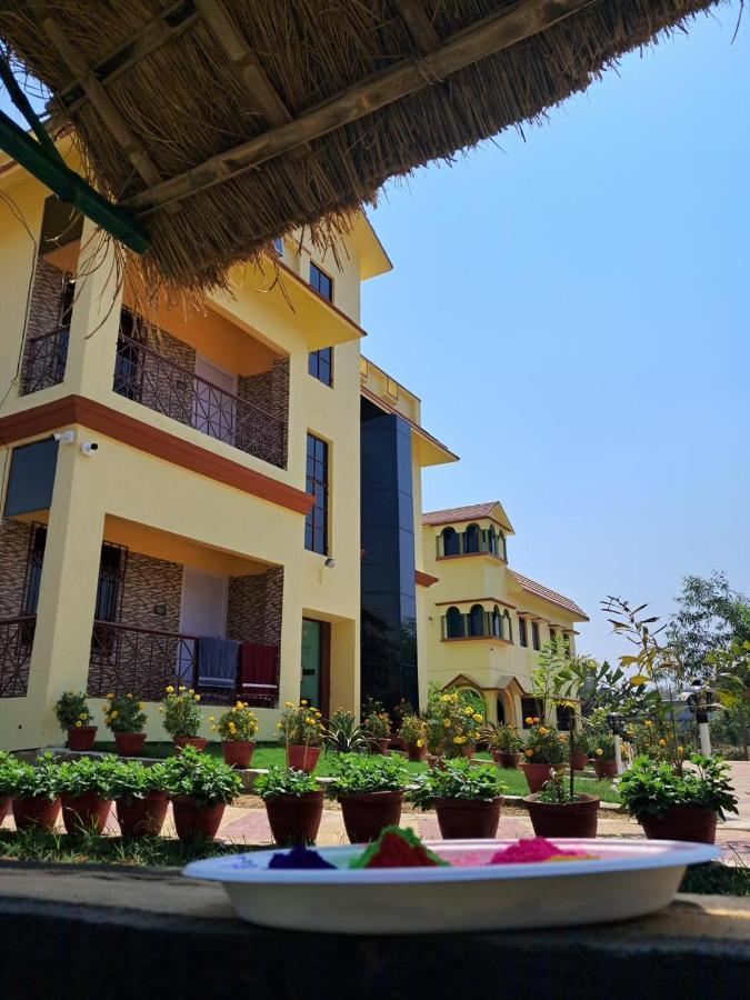 Mayabon Resort Bolpur Shānti Niketan Екстериор снимка